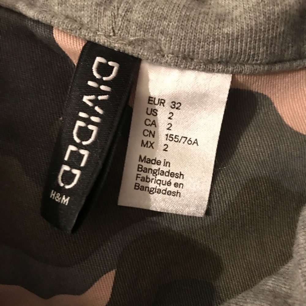 ~SOLD~ H&M Cargo Jacket - Picture 3 of 3